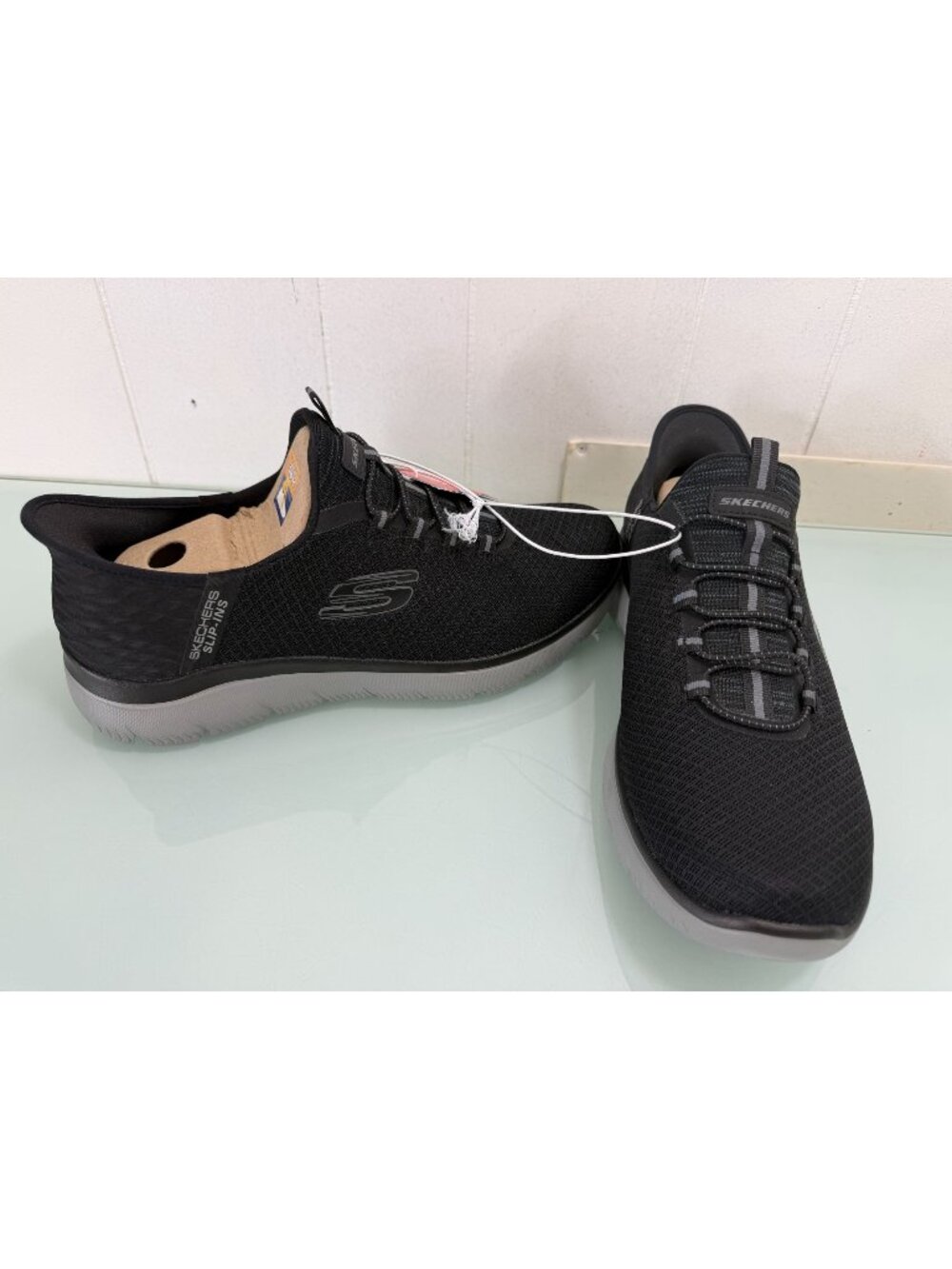 New Skechers Hands Free Slip-Ins Summits Shoes Sneakers Mens 10.5 Wide 232457W